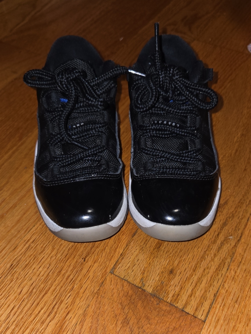 Air Jordan 11 Retro Low "Space Jam" . Size 1.